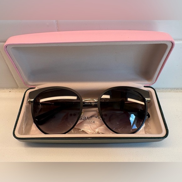 KATE SPADE • NWOT • Women's Sunglasses • - Picture 8 of 8
